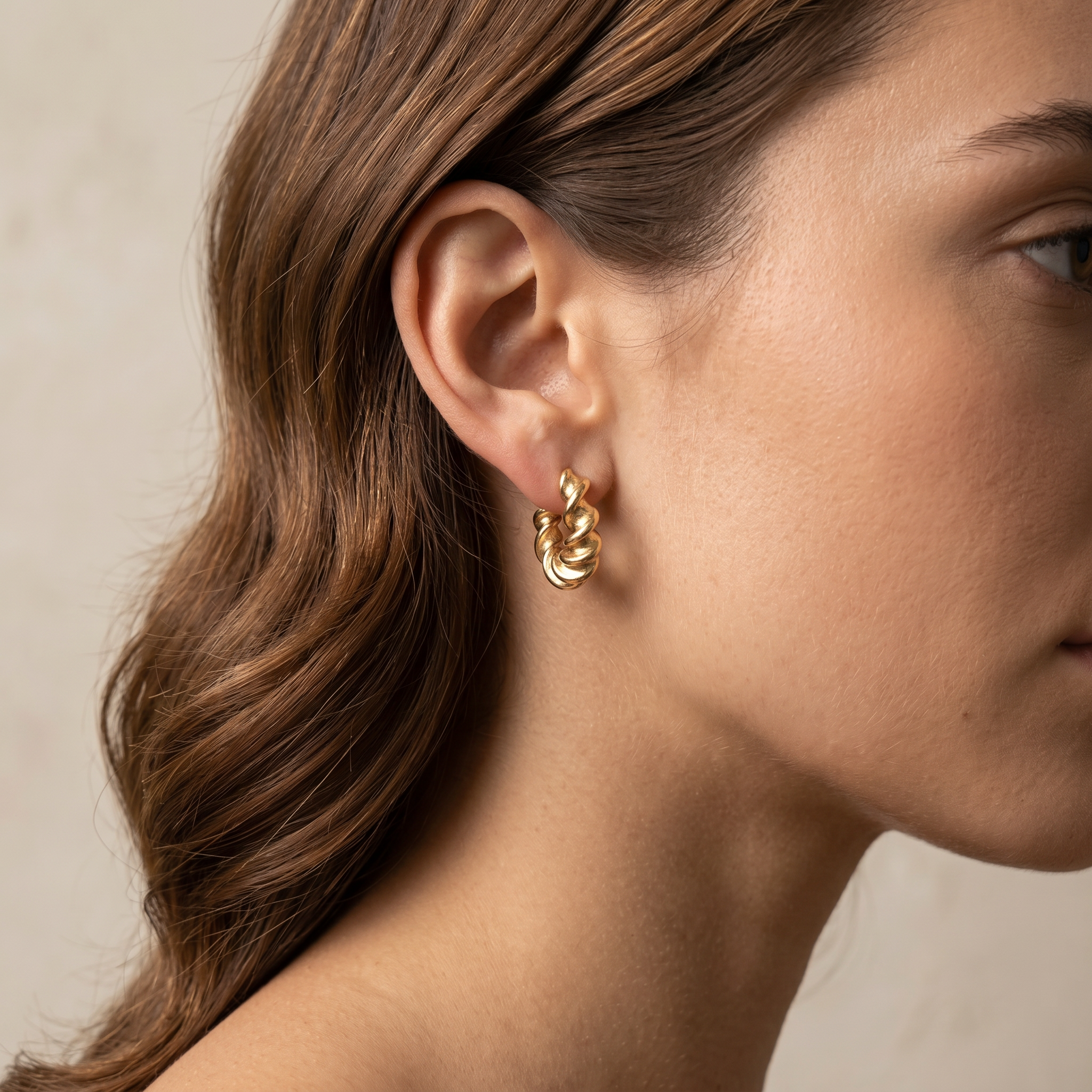 Vera Earrings (Gold)