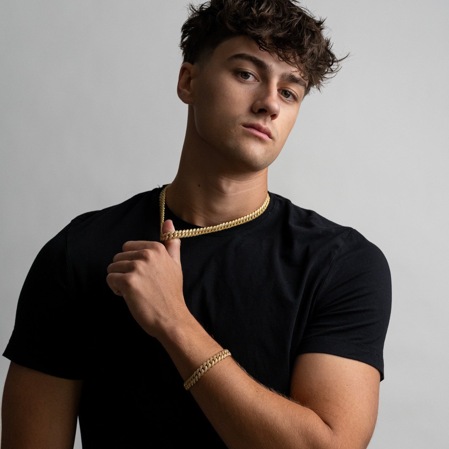 Iced Out Cuban Bracelet 10MM (Gold)
