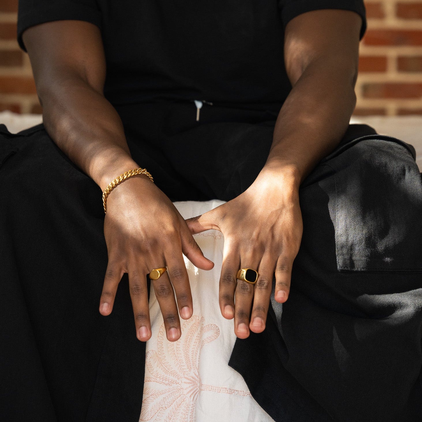 Minimalist Ring (Gold)