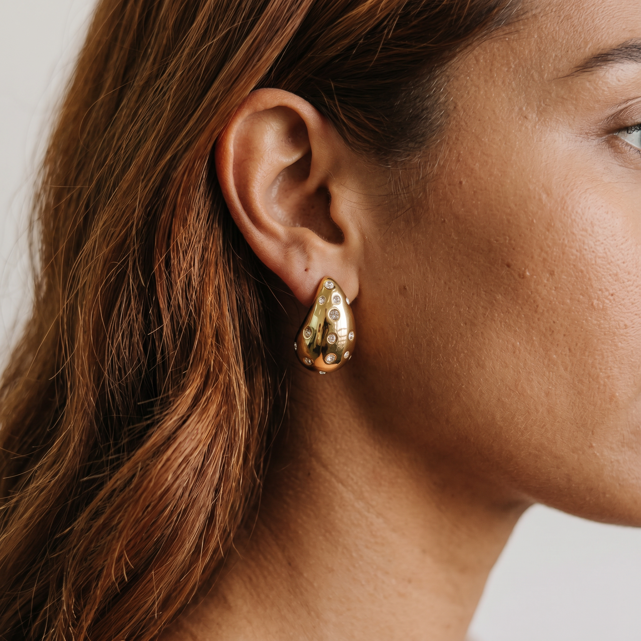 Stella Drop Earrings (Gold)