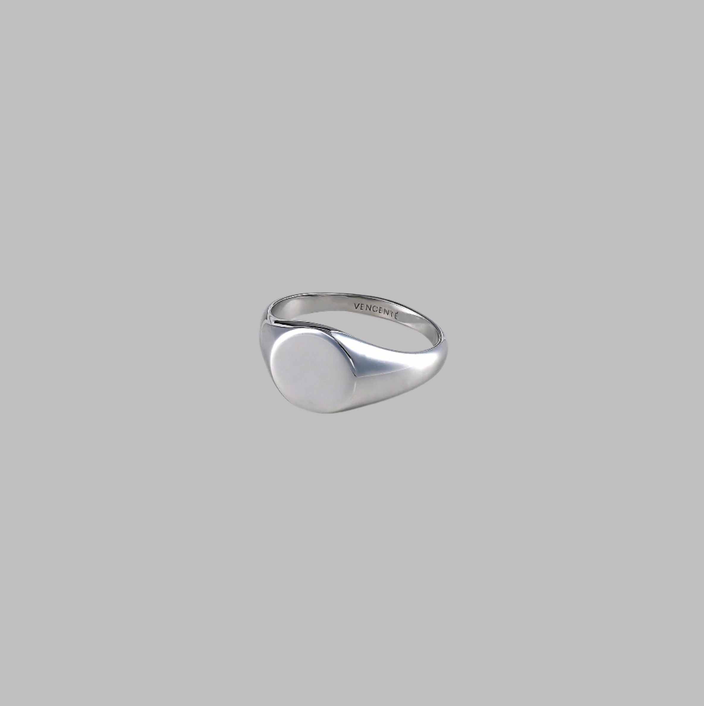 Minimalist Ring (White Gold)