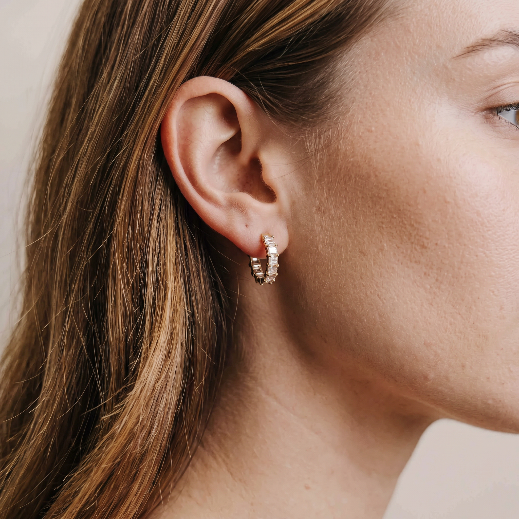 Aviana Earrings (Gold)
