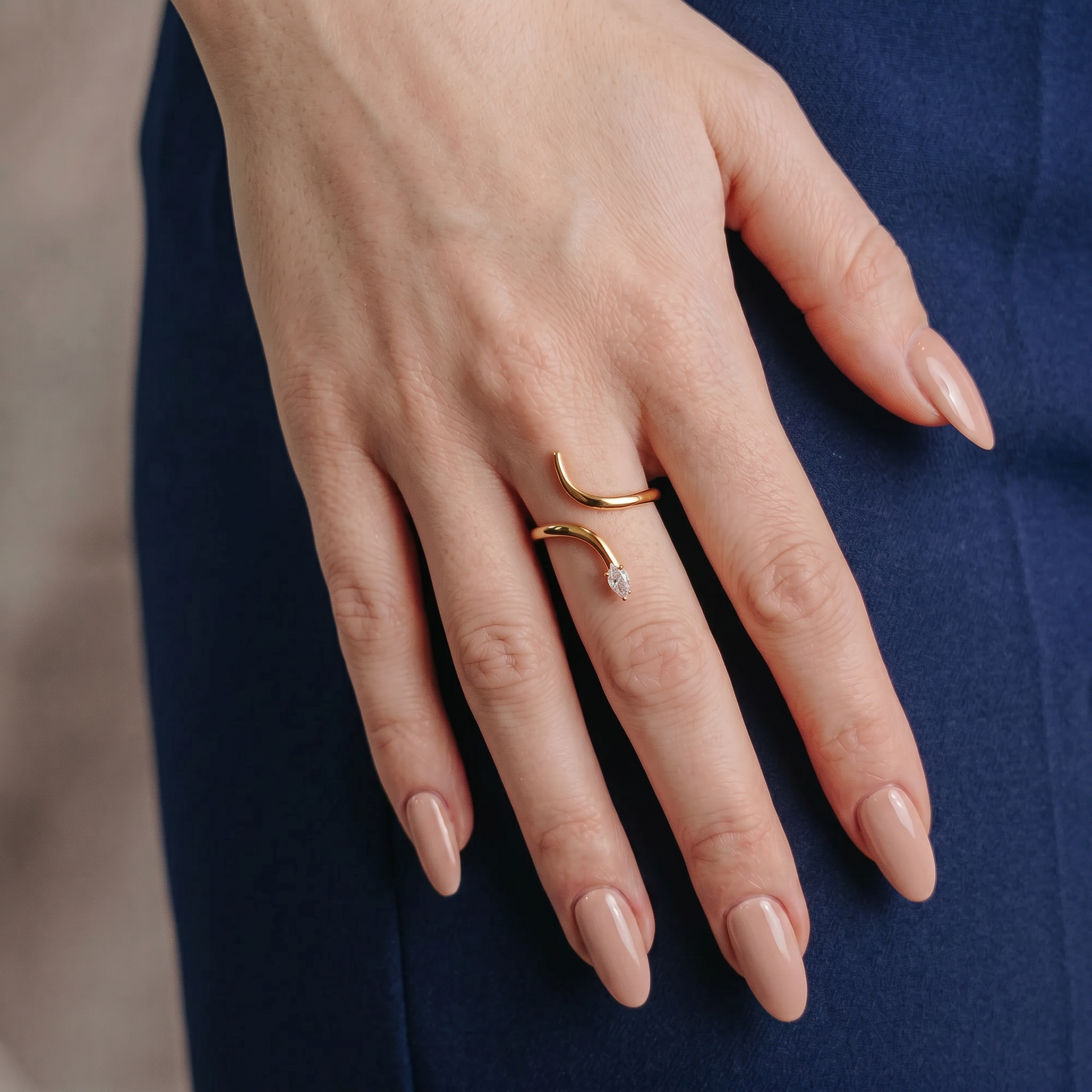Aria Coil Ring (Gold)