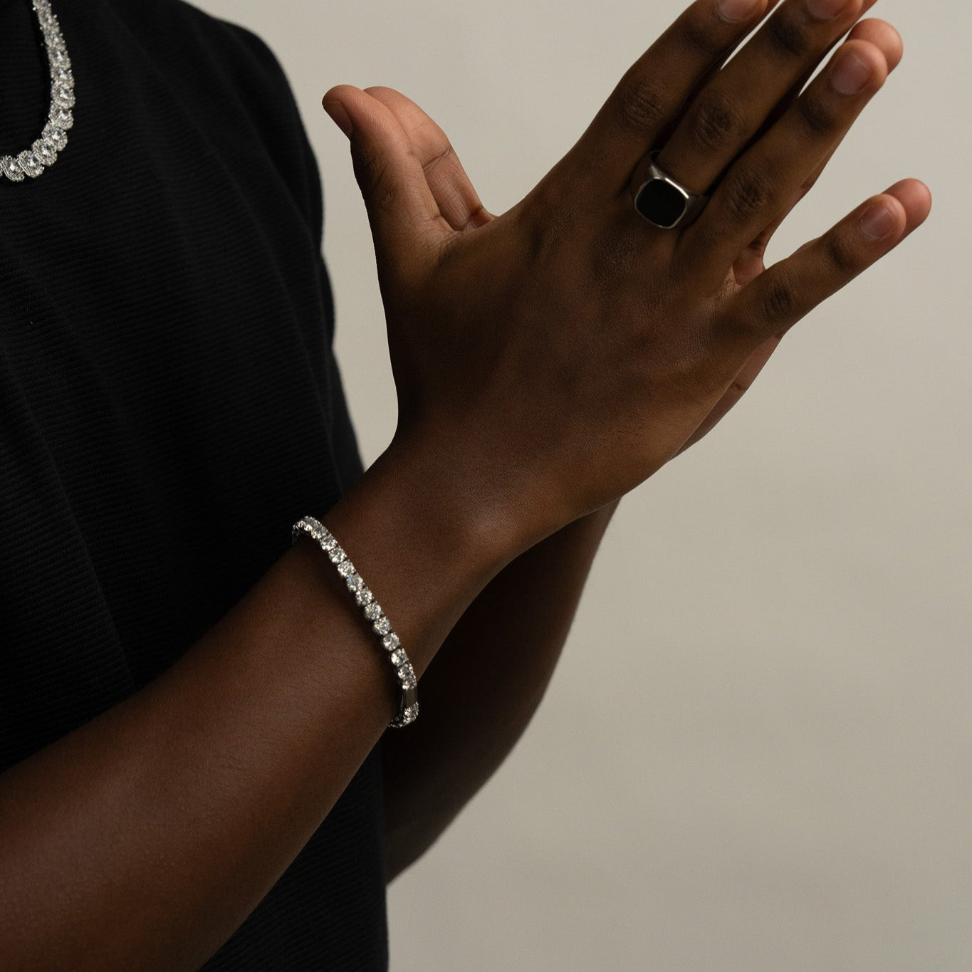 Aura Set (White Gold)