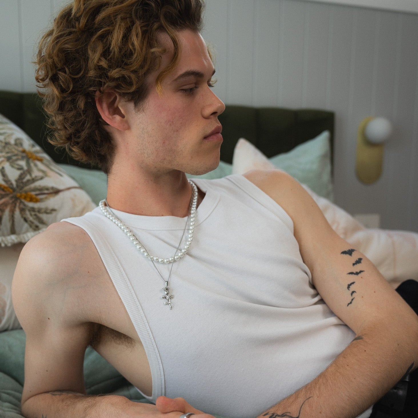 Rose Pendant (White Gold)