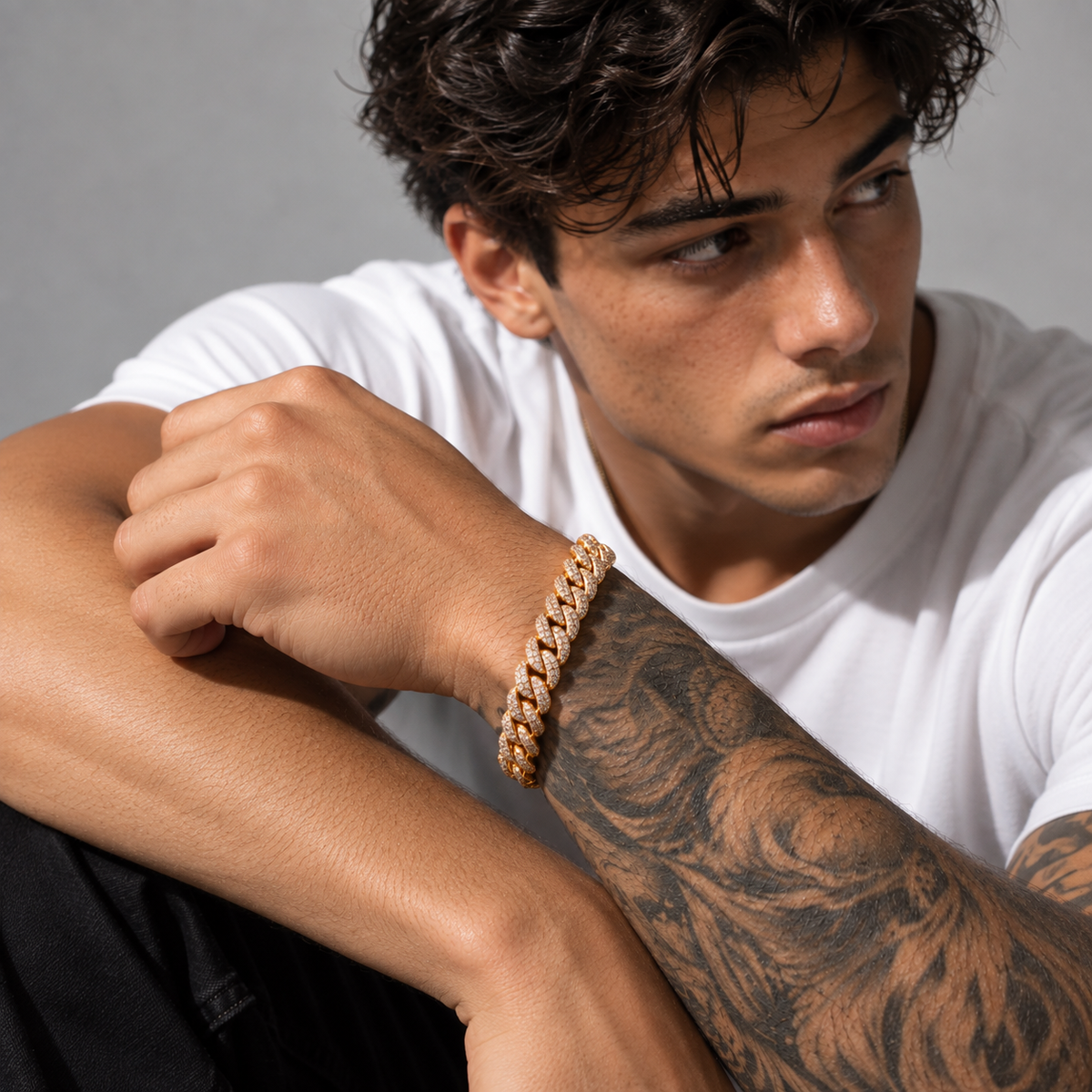 Iced Out Cuban Bracelet 10MM (Gold)