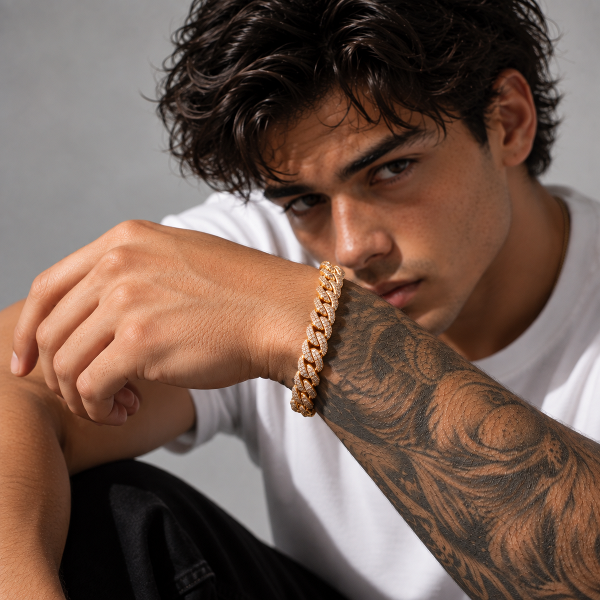 Iced Out Cuban Bracelet 10MM (Gold)